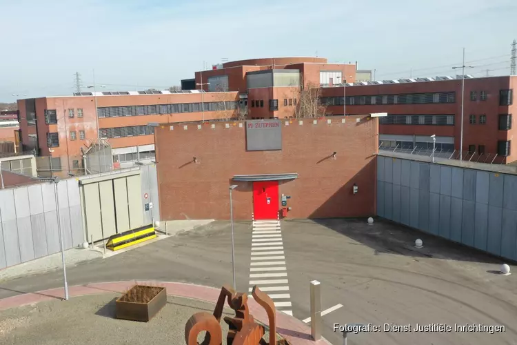 Gevangenis Zutphen opent deuren voor nieuw personeel