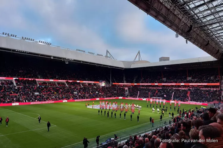PSV toont weinig glans, maar wint wel van Go Ahead Eagles