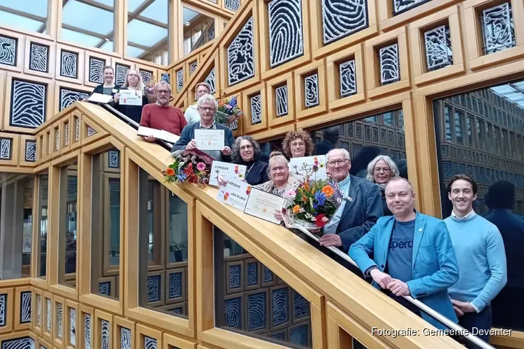 Biljartcentrum wint Gemeentelijke Vrijwilligersprijs