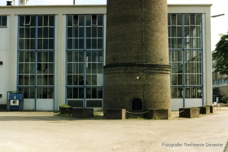 Restauratie beeldbepalende Coberco-schoorsteen van start